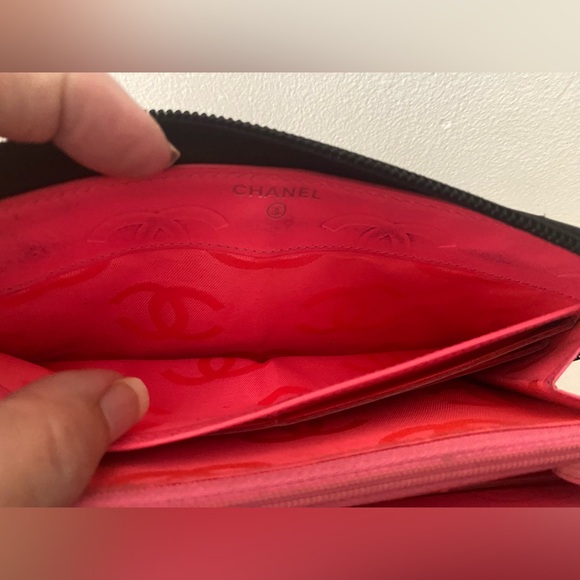 Chanel Cambon Calf Leather Zippy Wallet w/COA - Picture 14 of 17